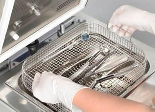 Современный подход к дезинфекции и стерилизации инструментов